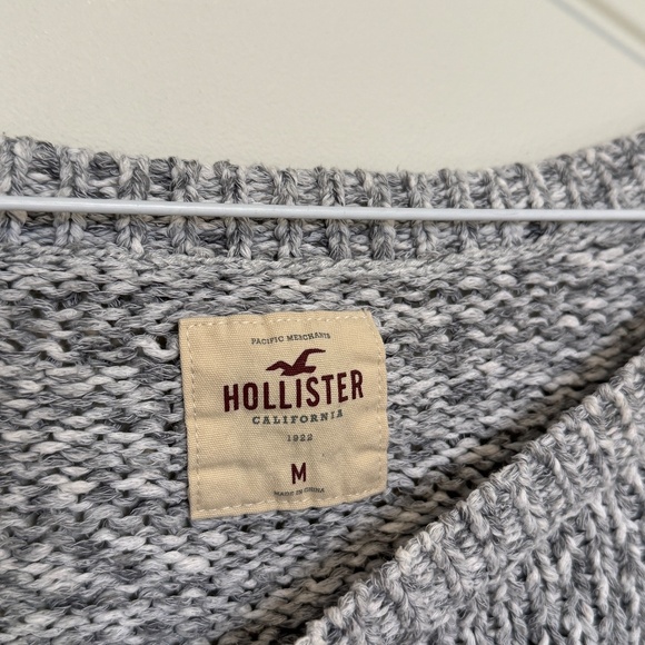Hollister Sweater - Cropped Scoop Neck Grey Knit - Picture 3 of 6